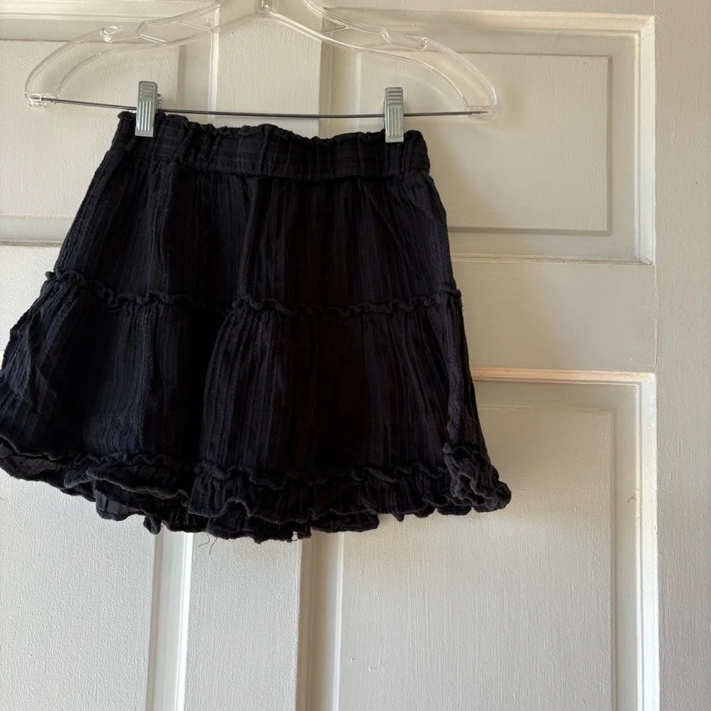 Princess Polly Black Tiered ruffle circle hem layered small 2 Mini Skirt. SB2